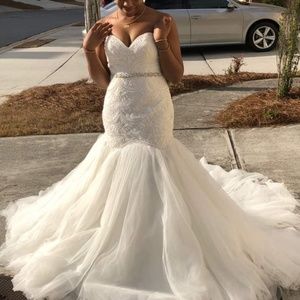 Wedding dress